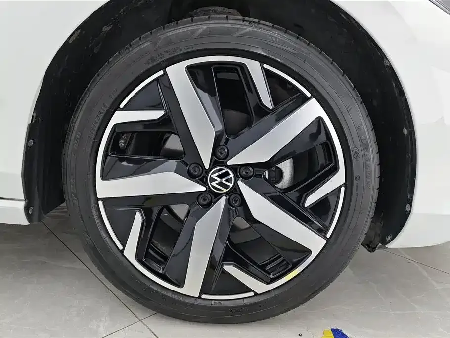 Volkswagen Lamando 2024 из CN, фото 6