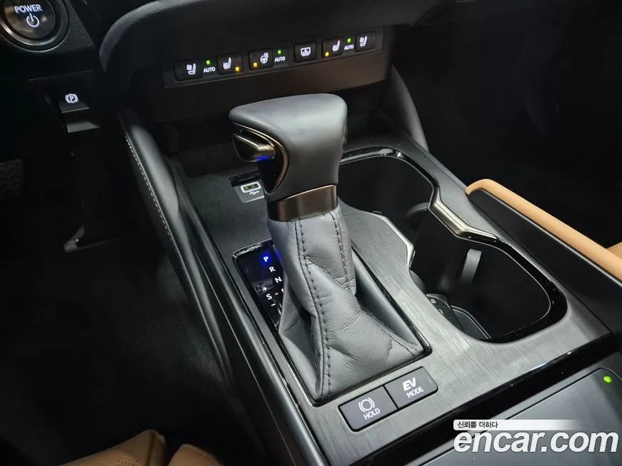 Lexus ES 2025 из KR, фото 9