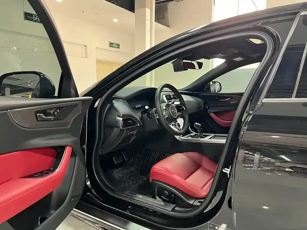 Jaguar XEL 2023 из CN, фото 7