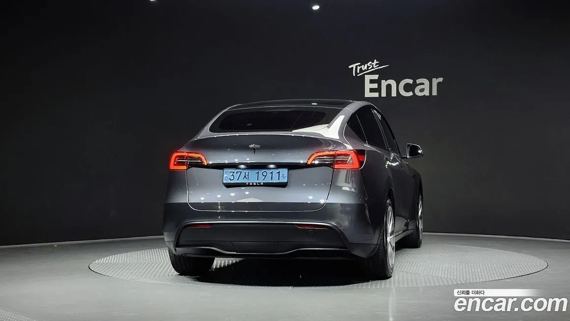 Tesla Model Y 2024 из KR, фото 4