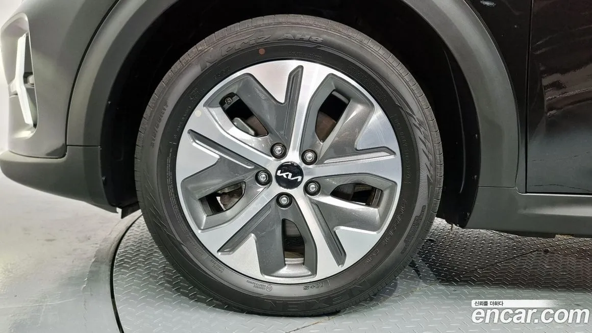 Kia Niro 2023 из KR, фото 5