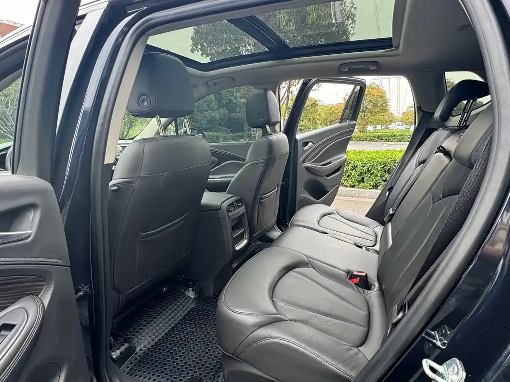 Buick Envision Plus 2021 из CN, фото 10