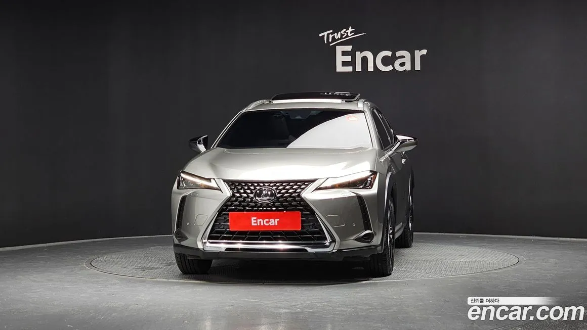 Lexus UX 2024 из KR, фото 3