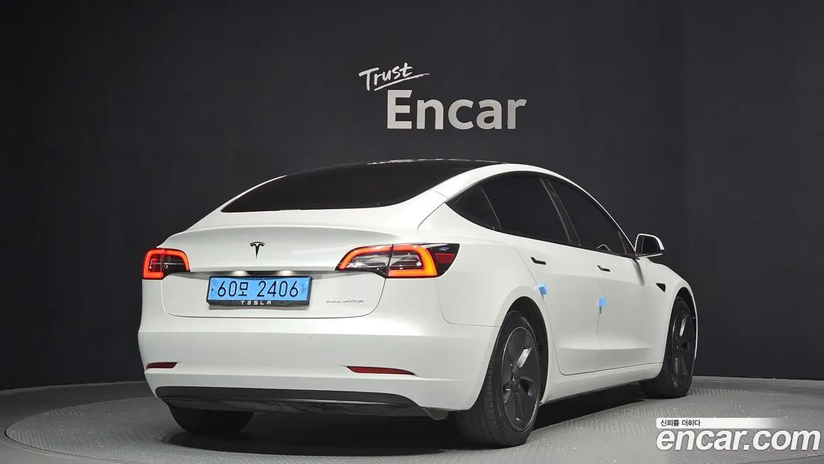 Tesla Model 3 2021 из KR, фото 2