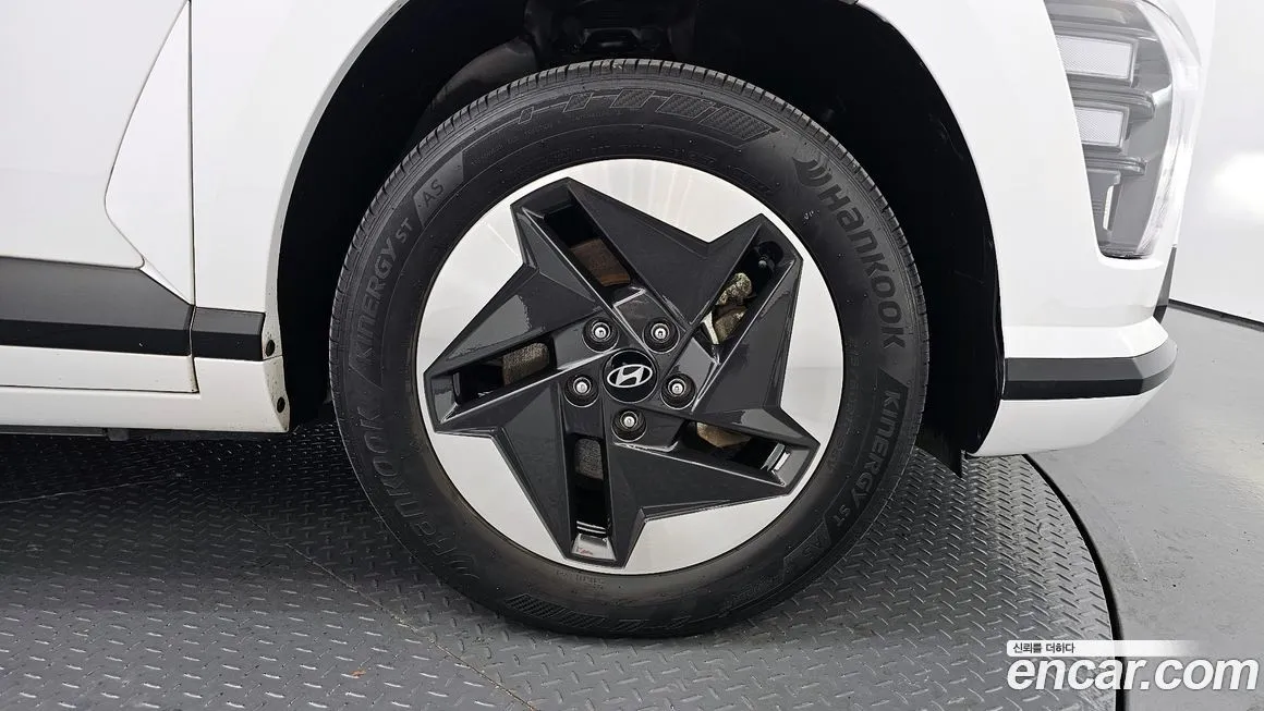 Hyundai Kona 2023 из KR, фото 5