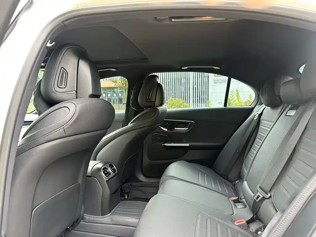 Mercedes-Benz C-Class 2023 из CN, фото 6