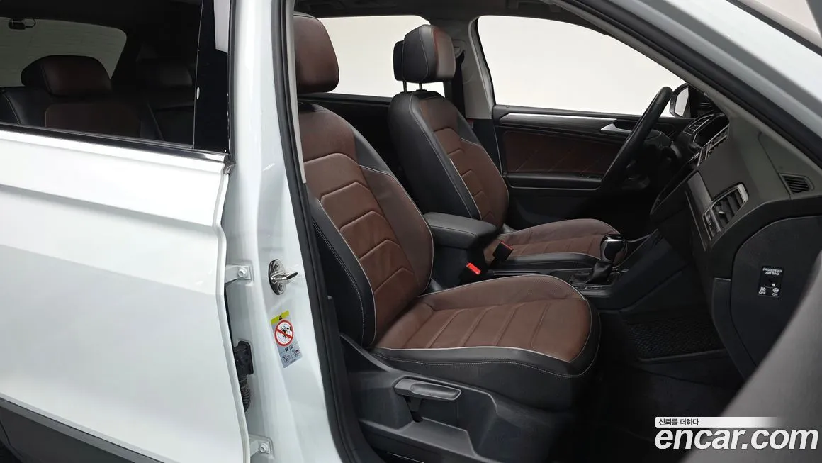 Volkswagen Tiguan — фото 10