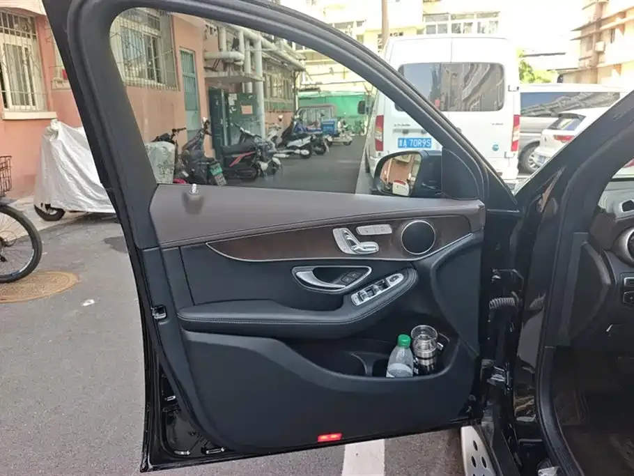 Mercedes-Benz GLC 2023 из CN, фото 7