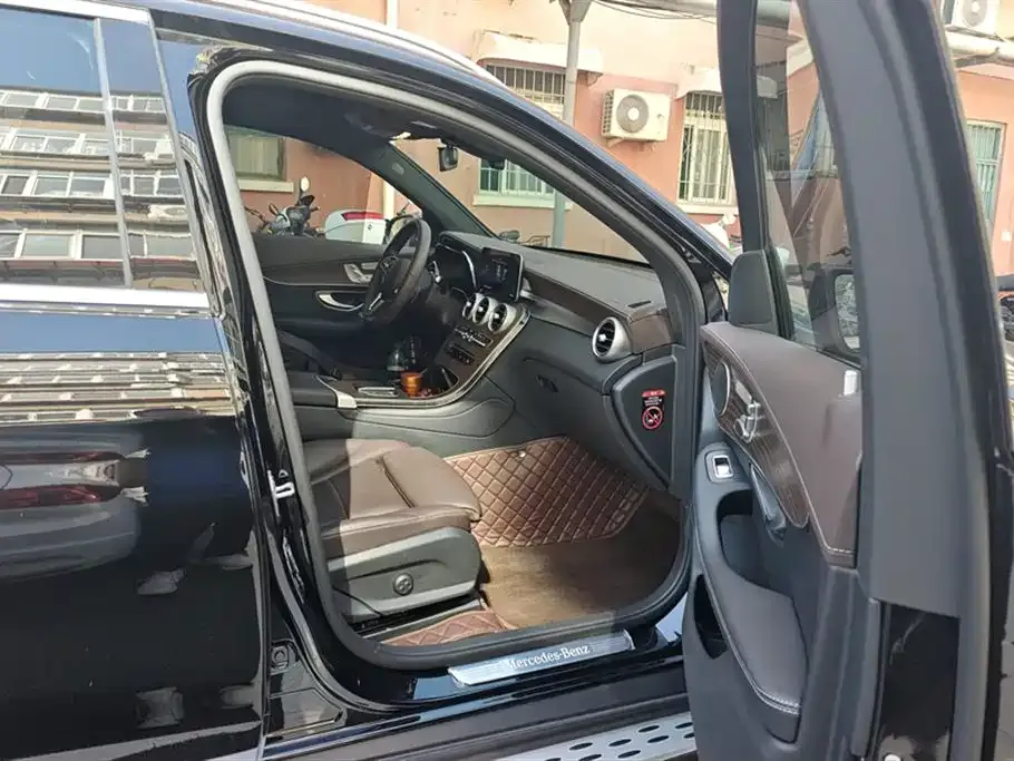Mercedes-Benz GLC 2023 из CN, фото 8