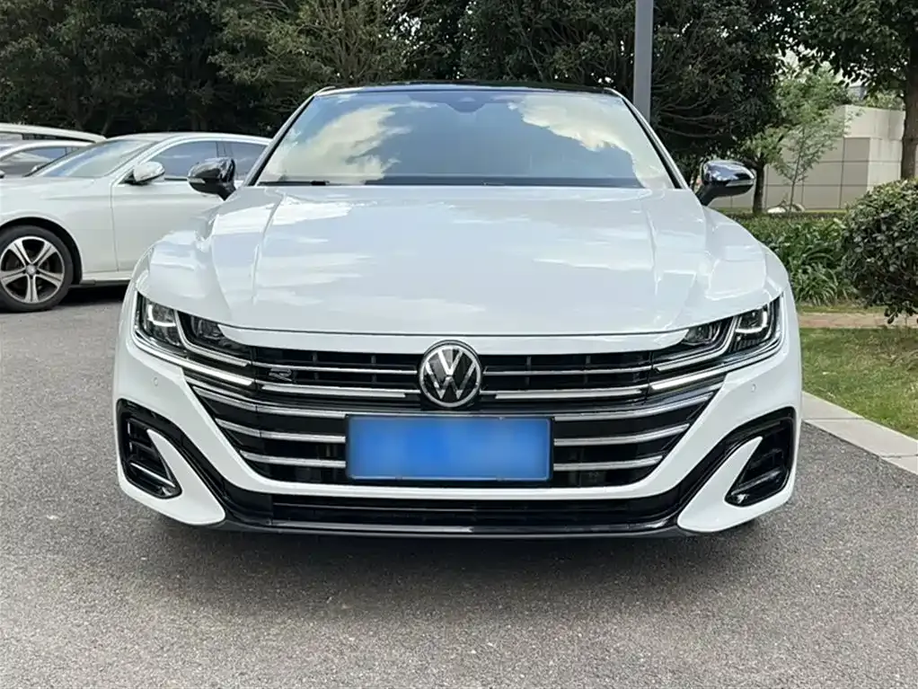 Volkswagen CC 2022 из CN, фото 10