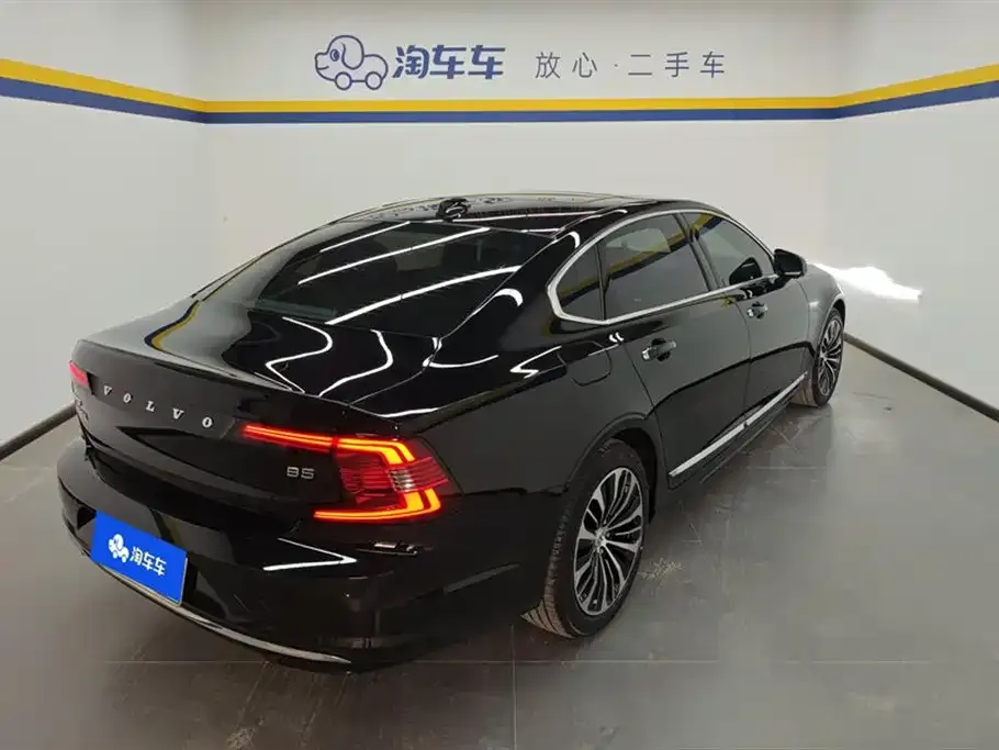 Volvo S90 2023 из CN, фото 3
