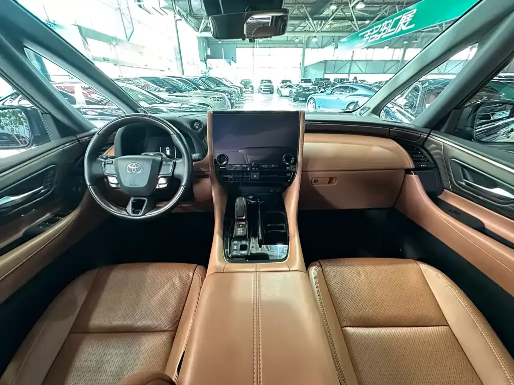 Toyota Alphard 2024 из CN, фото 10