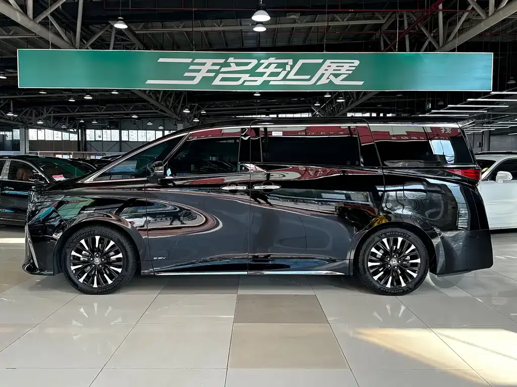 Toyota Alphard 2024 из CN, фото 3