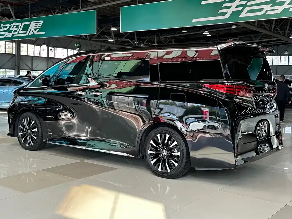 Toyota Alphard 2024 из CN, фото 4