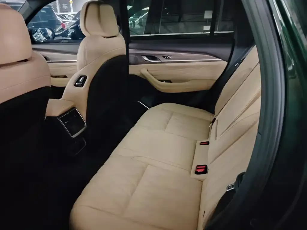 Geely Xingyue L 2024 из CN, фото 8