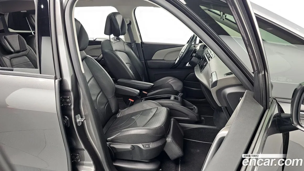 Citroen (DS) C4 SpaceTourer 2021 из KR, фото 10