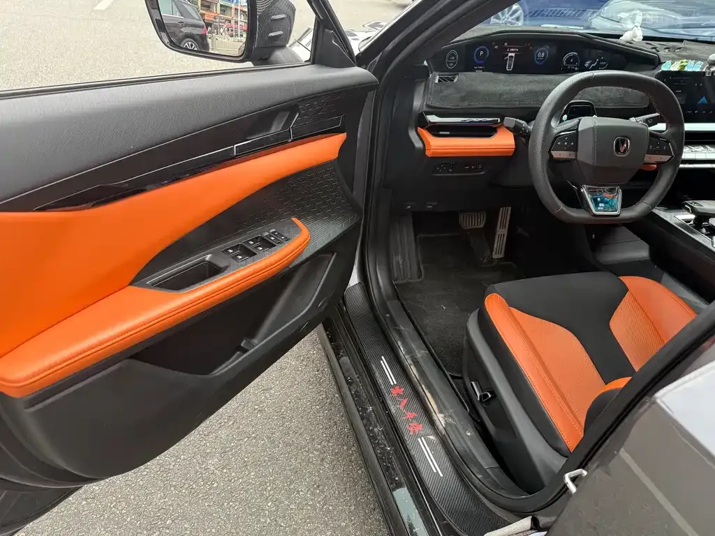 Changan UNI-V 2023 из CN, фото 5
