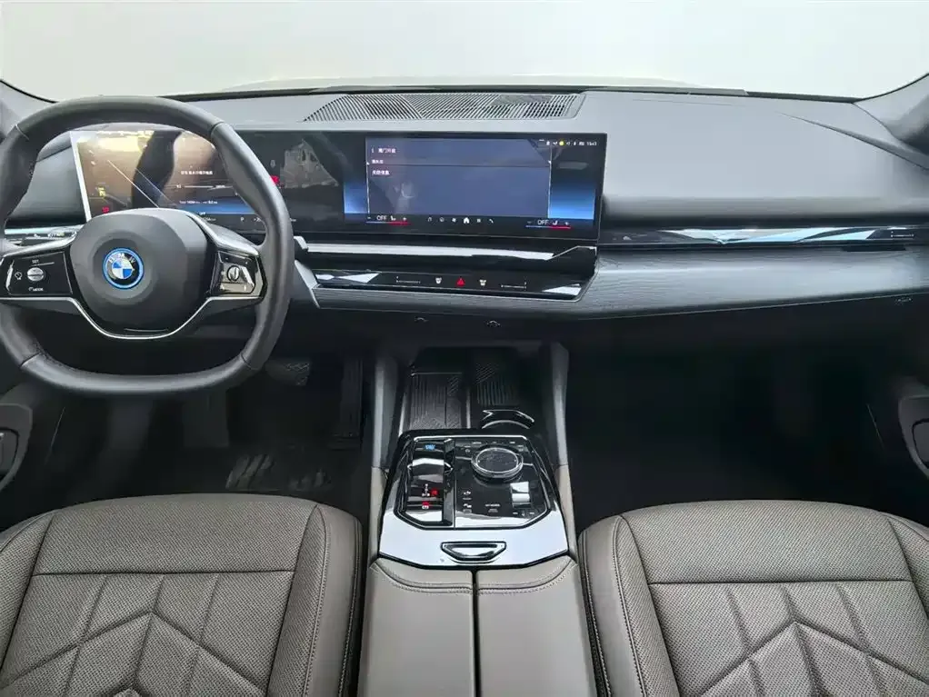 BMW i5 2024 из CN, фото 7