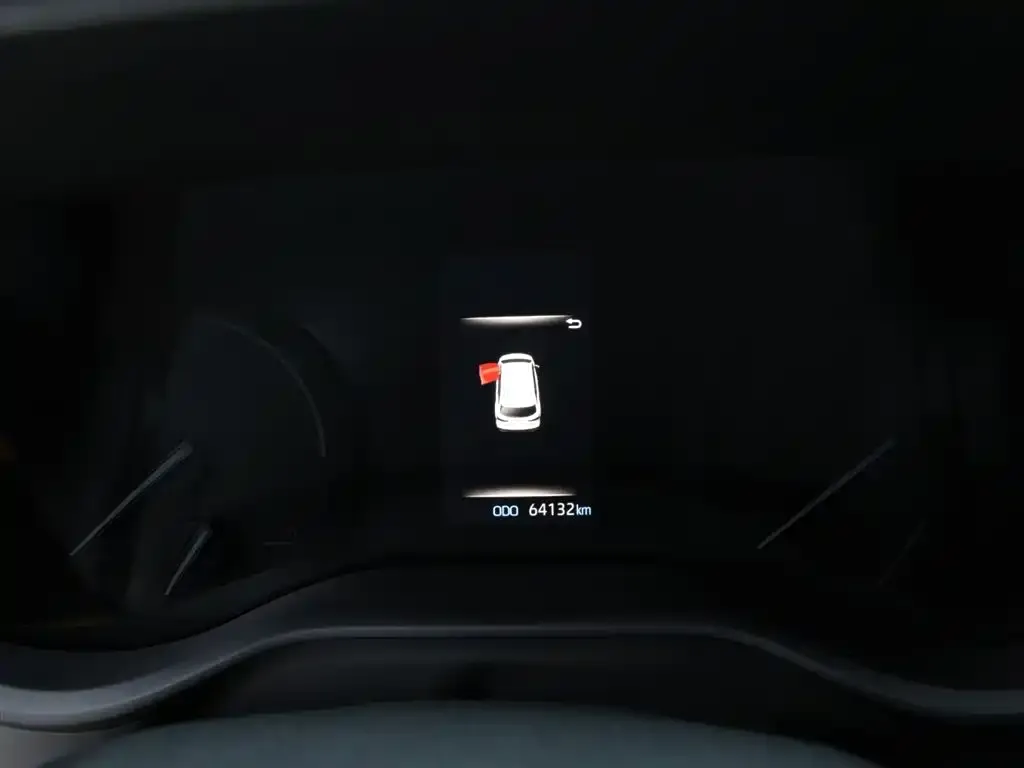 Toyota Sienna 2023 из CN, фото 9