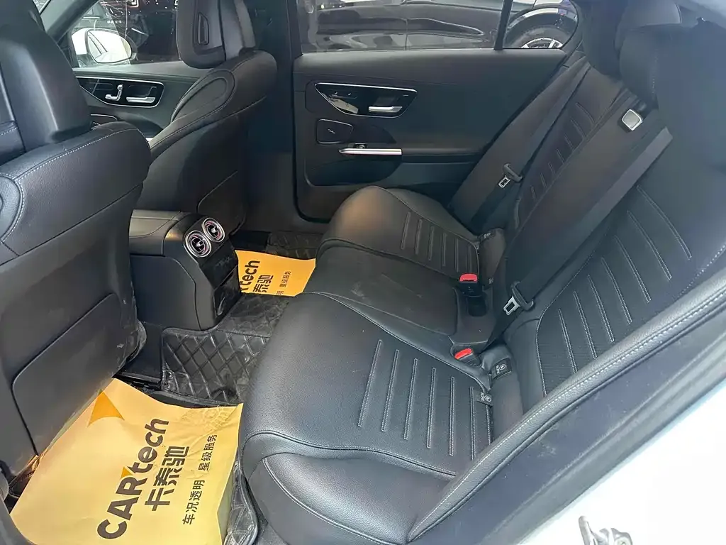 Mercedes-Benz C-Class 2023 из CN, фото 9