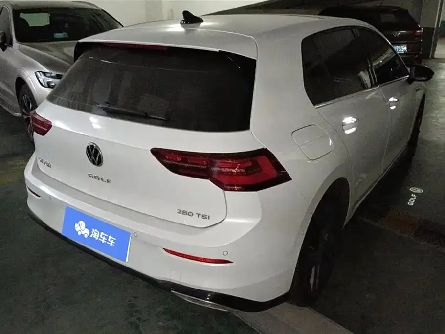Volkswagen Golf 2022 из CN, фото 3