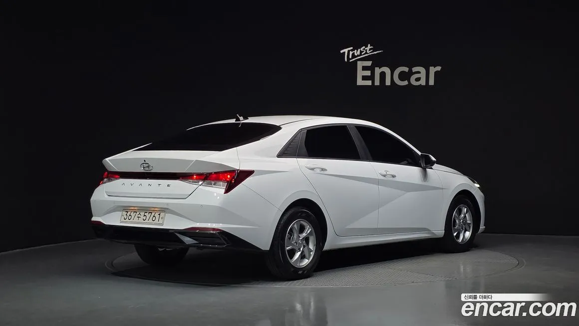 Hyundai AVANTE 2022 из KR, фото 2