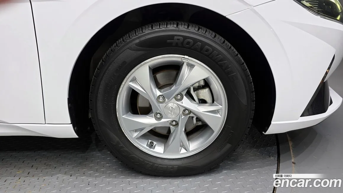 Hyundai AVANTE 2022 из KR, фото 5