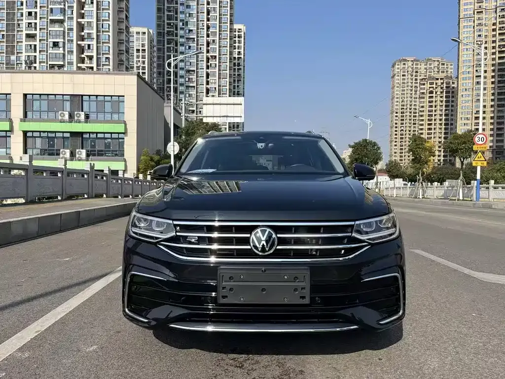 [object Object] Tiguan L 2023 из CN, фото 2