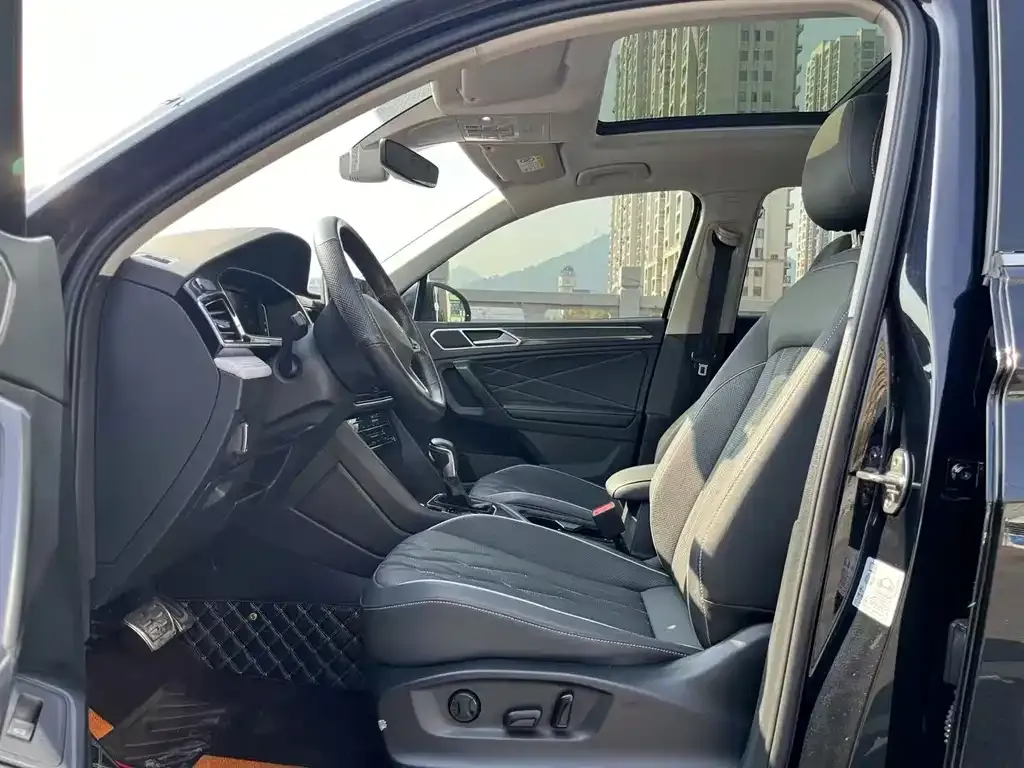 [object Object] Tiguan L 2023 из CN, фото 7