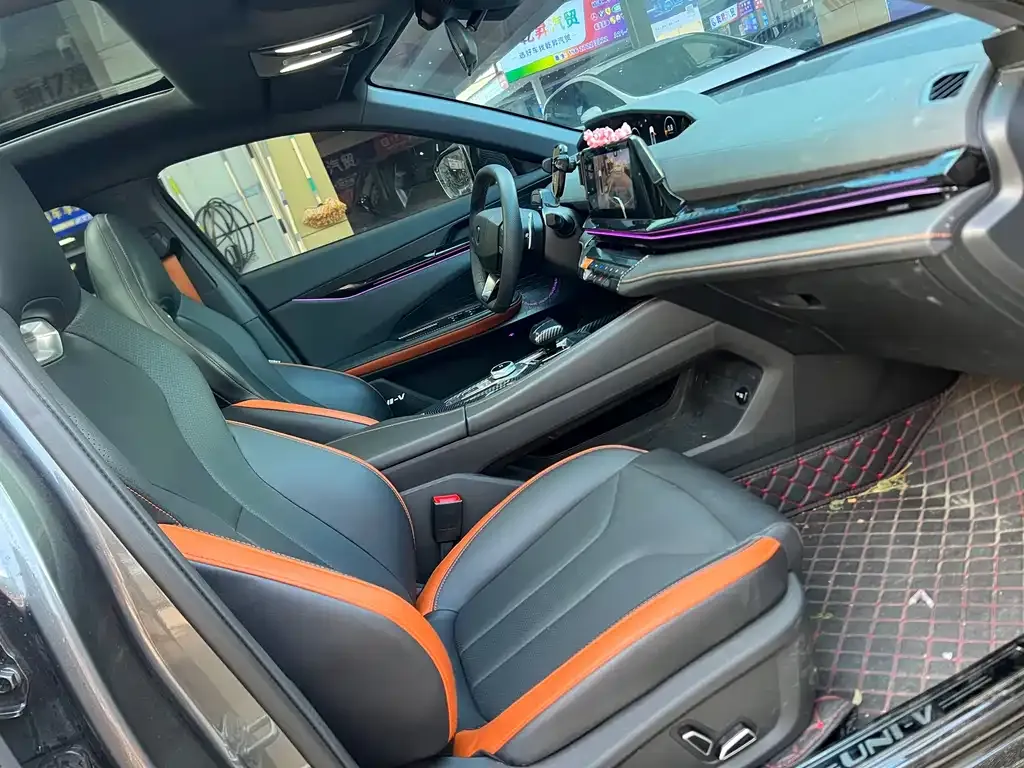 Changan UNI-V 2023 из CN, фото 8