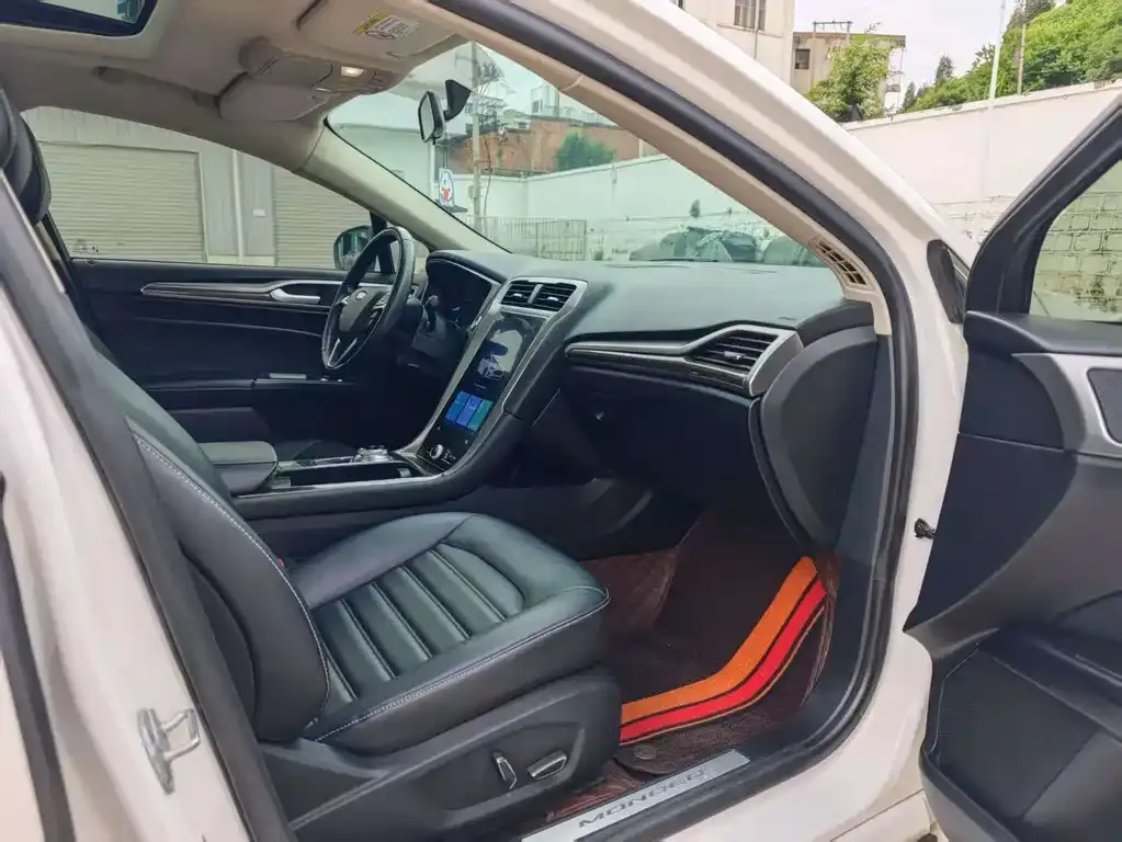 Ford Mondeo 2021 из CN, фото 10