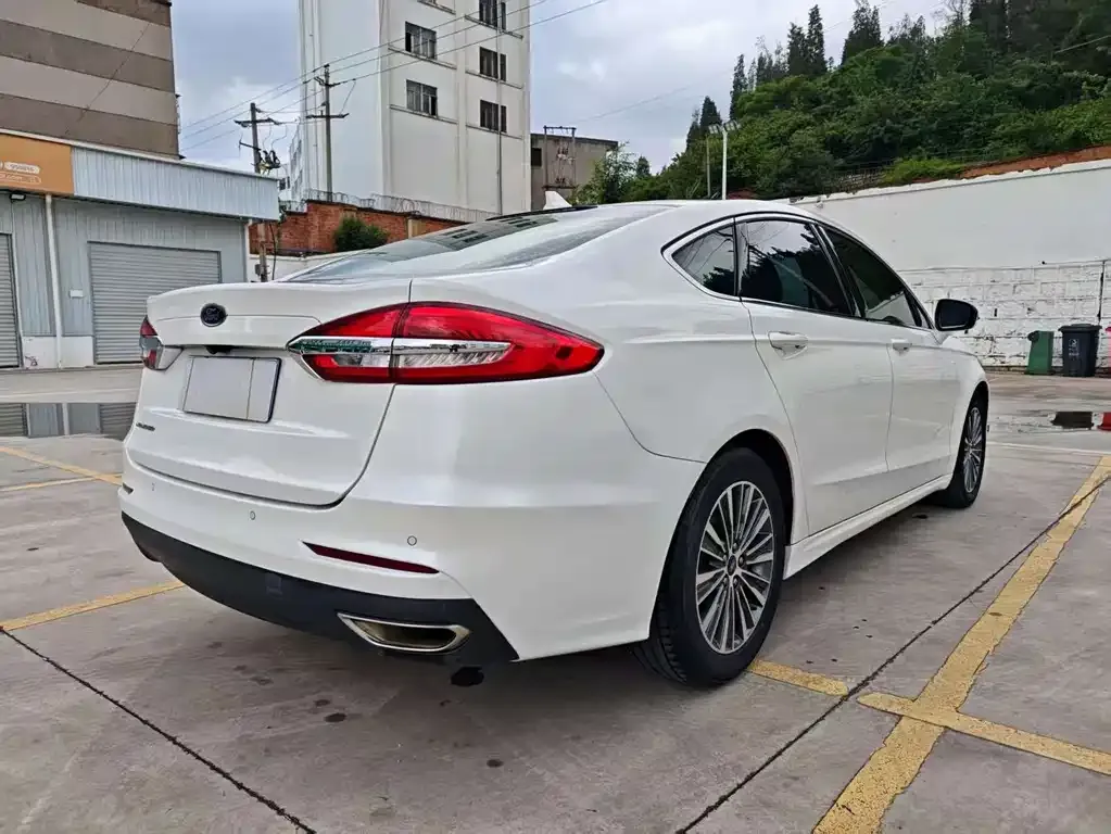 Ford Mondeo 2021 из CN, фото 8