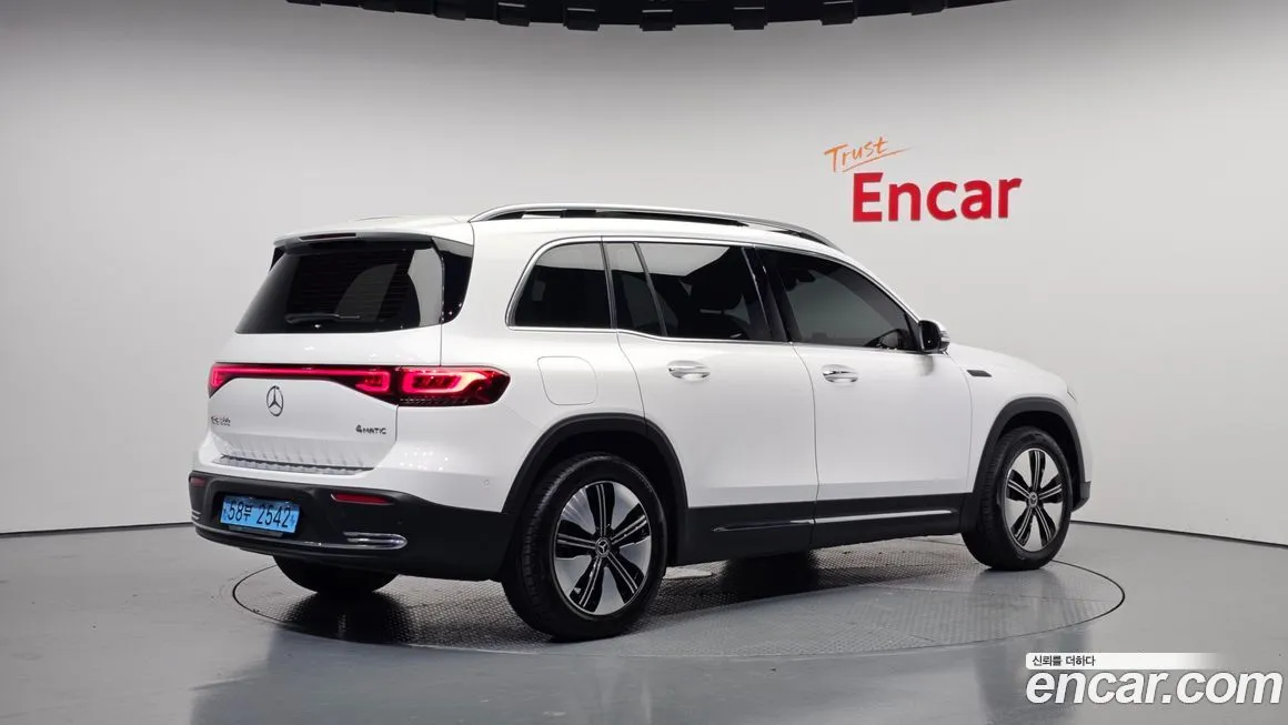 Mercedes-Benz EQB 2023 из KR, фото 2