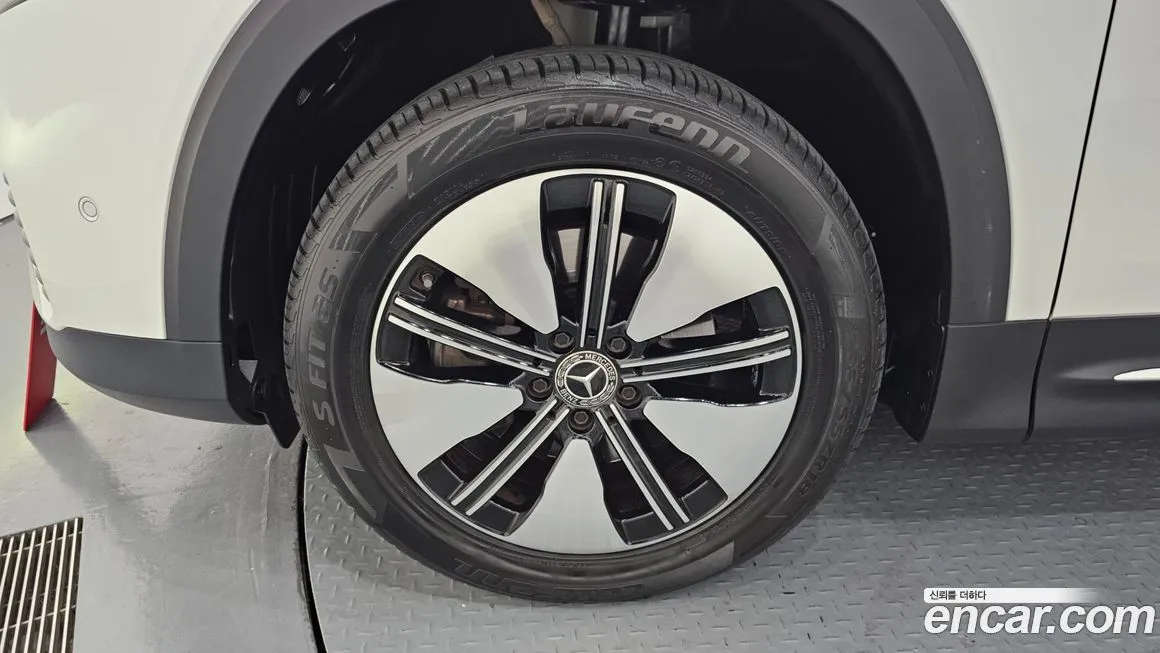 Mercedes-Benz EQB 2023 из KR, фото 5
