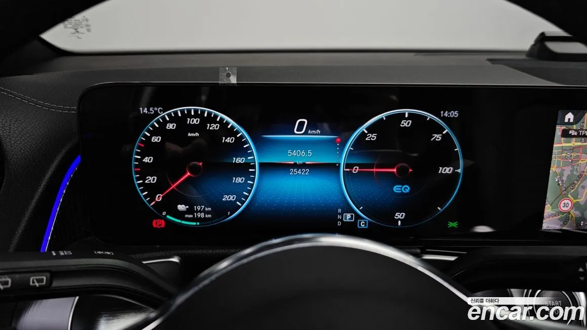 Mercedes-Benz EQB 2023 из KR, фото 8