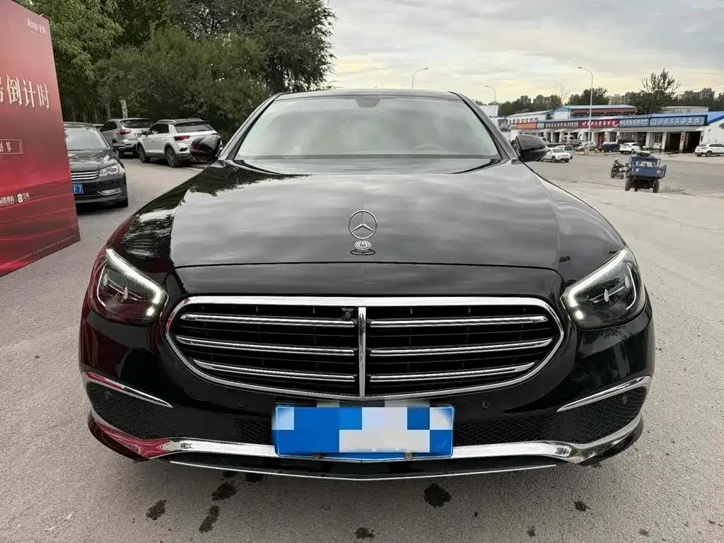 Mercedes-Benz E-Class 2023 из CN, фото 2