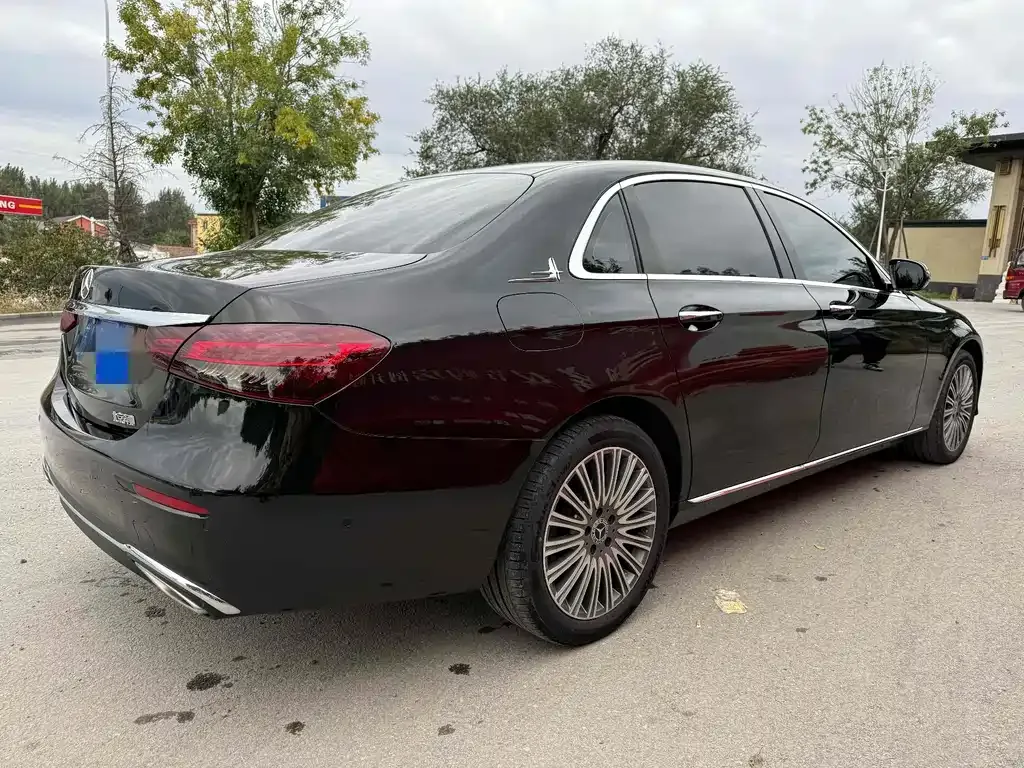 Mercedes-Benz E-Class 2023 из CN, фото 6
