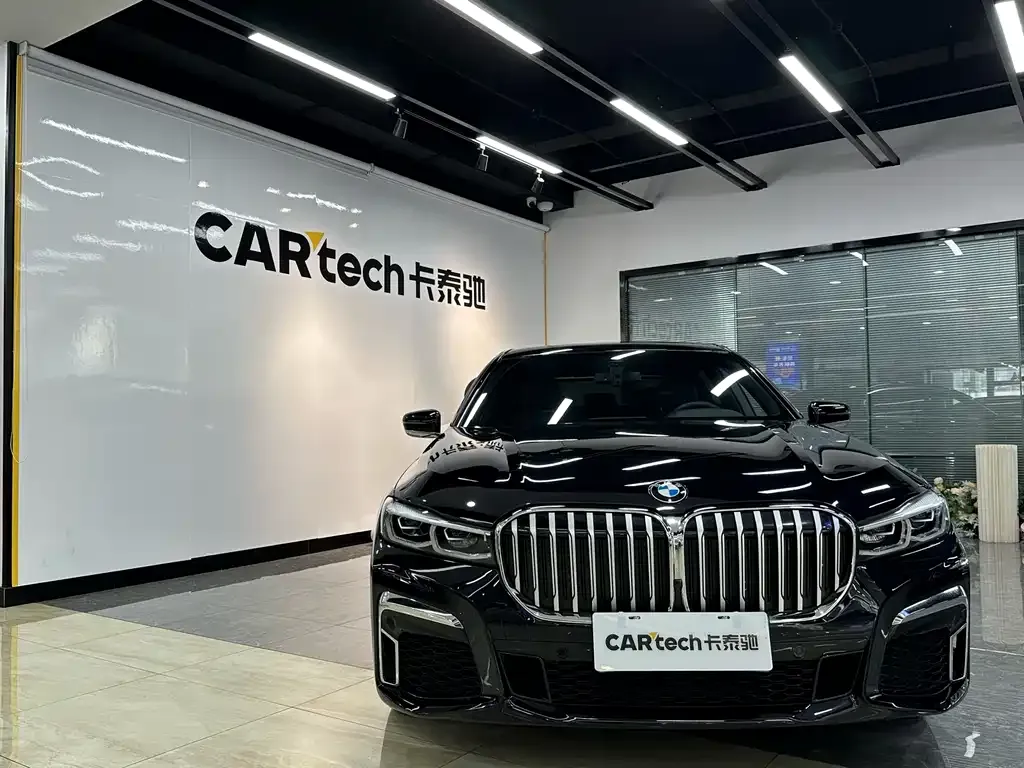 BMW 7 Series 2021 из CN, фото 2