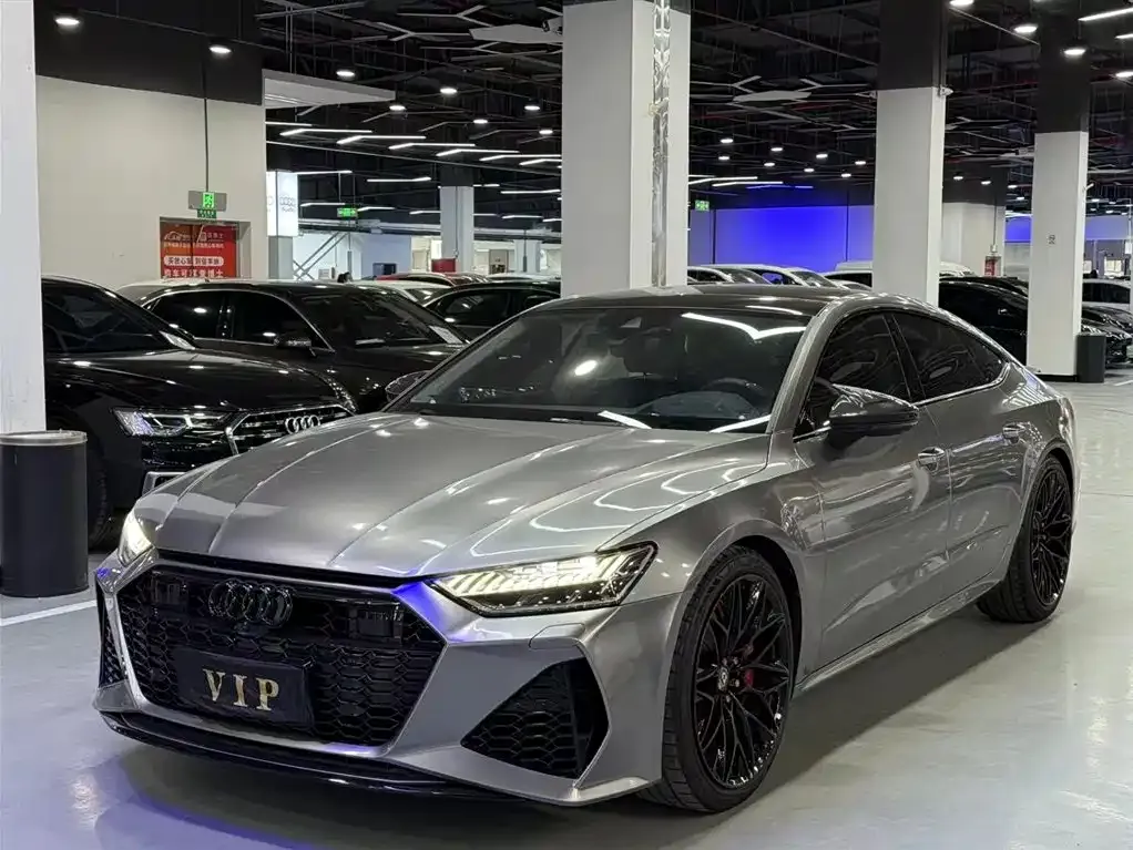 Audi A7 2021 из CN, фото 1