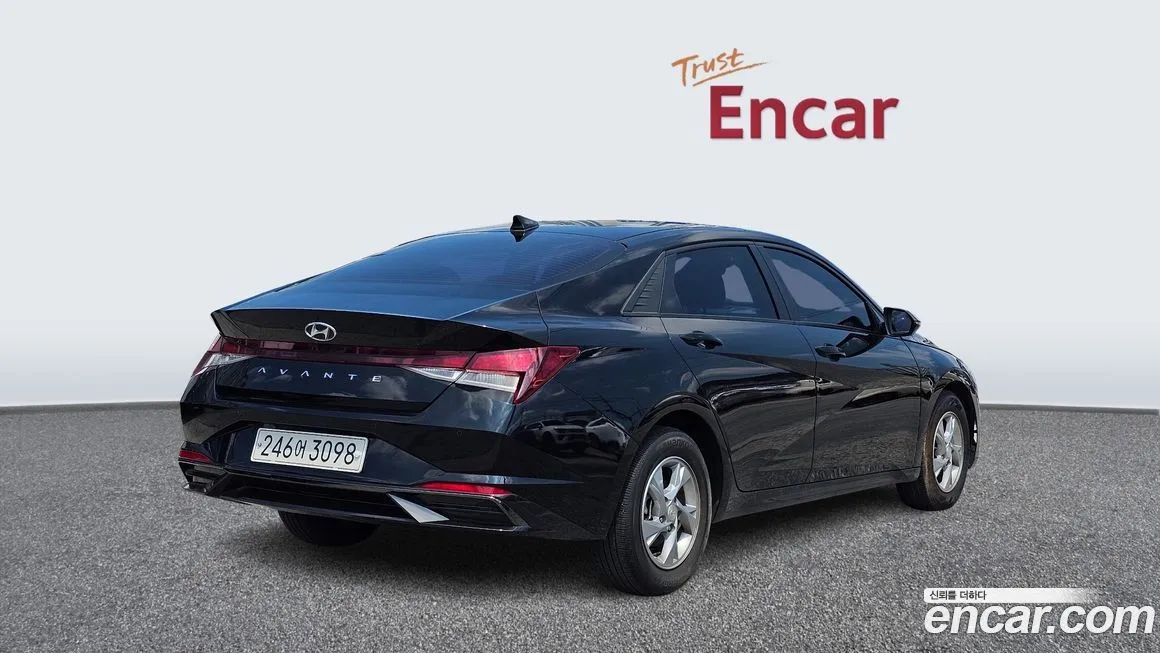 Hyundai AVANTE — фото 2