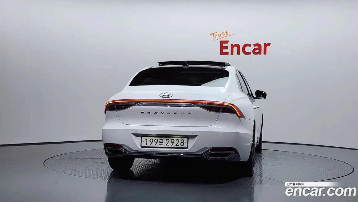 Hyundai Grandeur 2022 из KR, фото 4