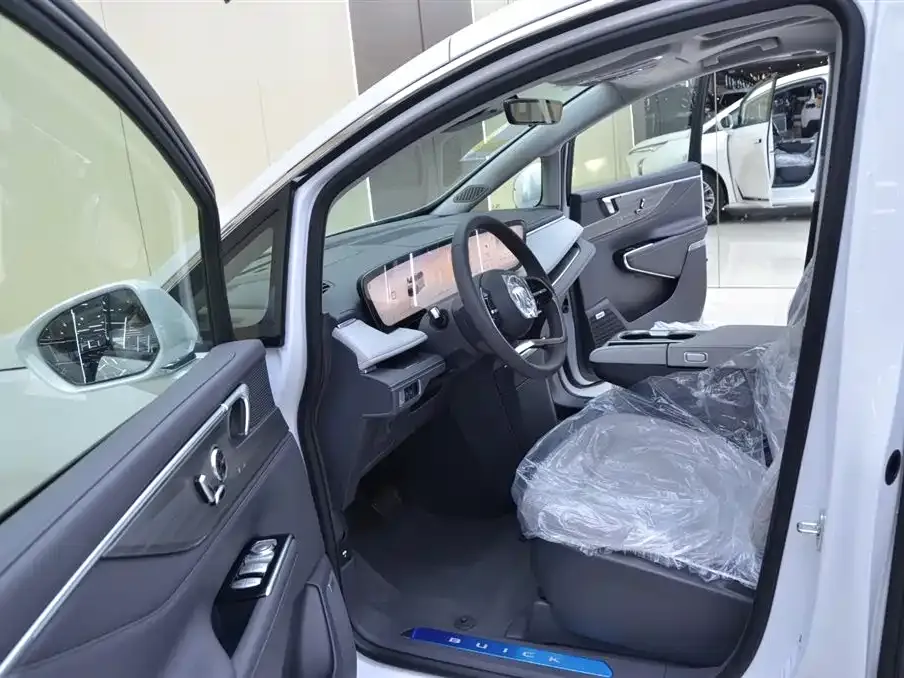 Buick GL8 2025 из CN, фото 4
