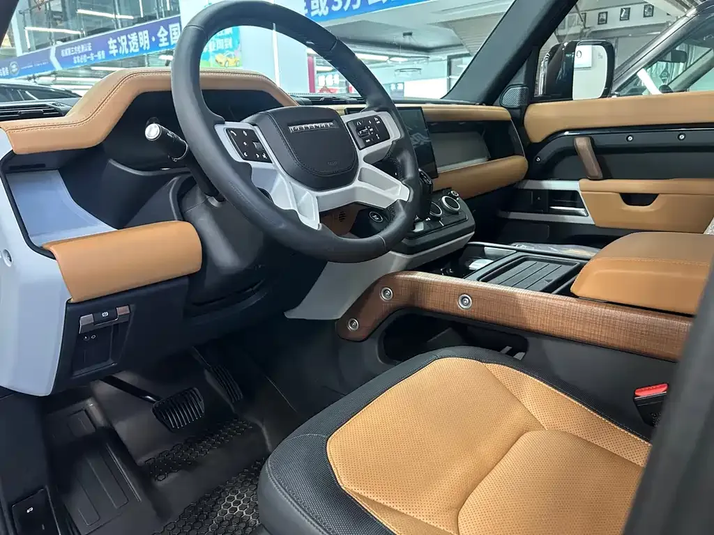 Land Rover Defender 2024 из CN, фото 10