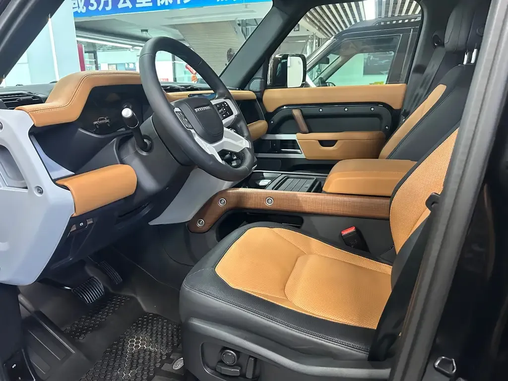Land Rover Defender 2024 из CN, фото 6
