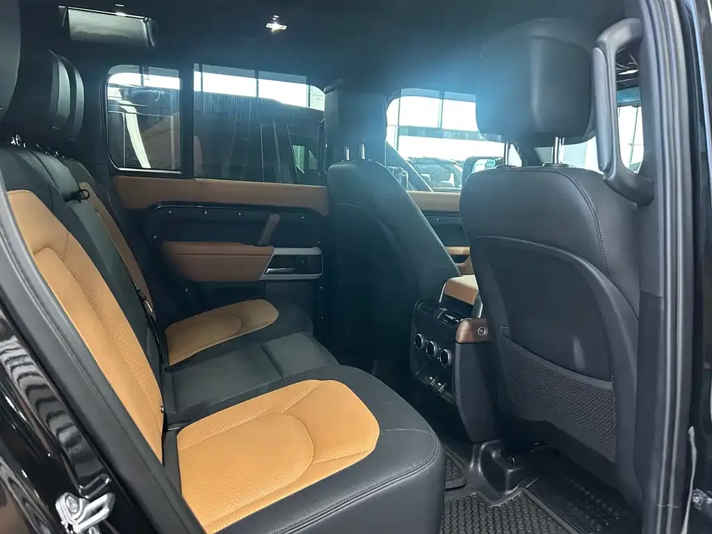 Land Rover Defender 2024 из CN, фото 9