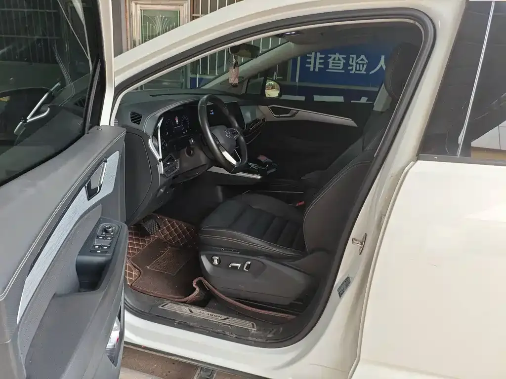 Volkswagen Talagon 2022 из CN, фото 3