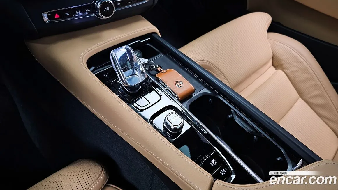 Volvo S90 — фото 9
