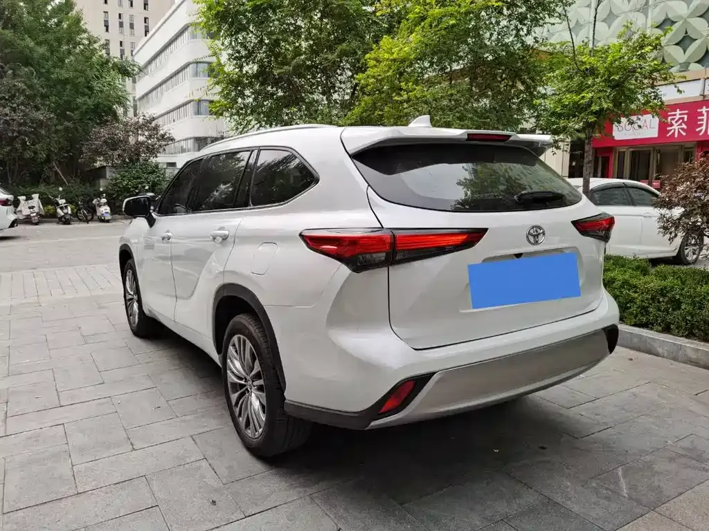 Toyota Highlander 2024 из CN, фото 7