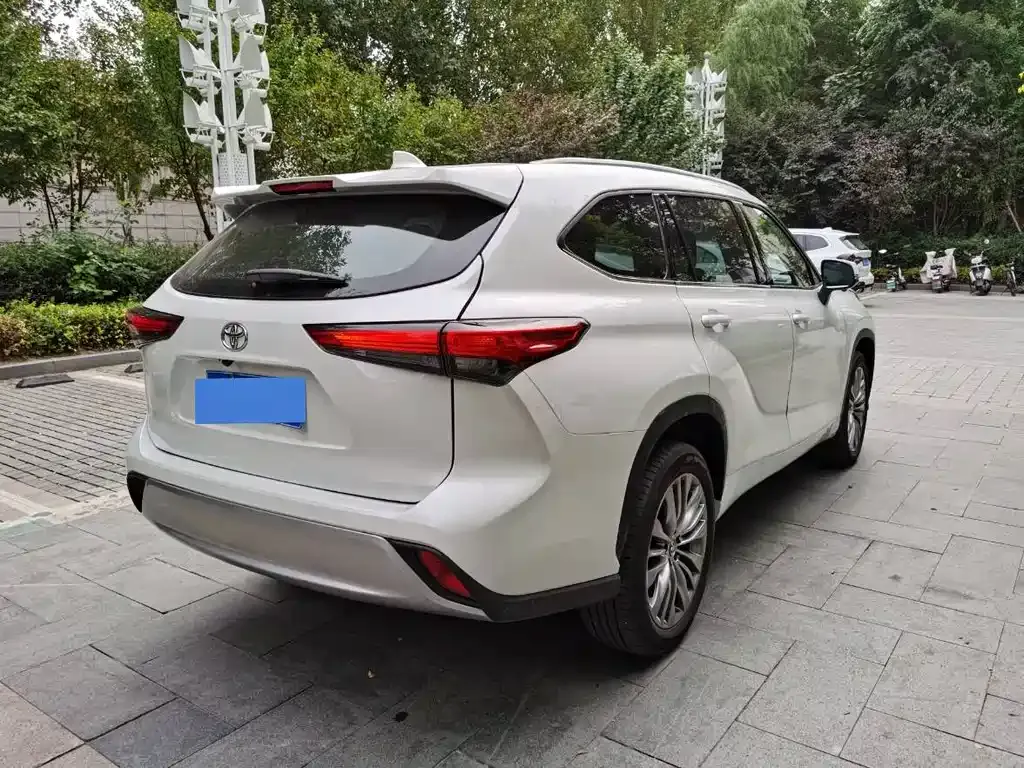 Toyota Highlander 2024 из CN, фото 9