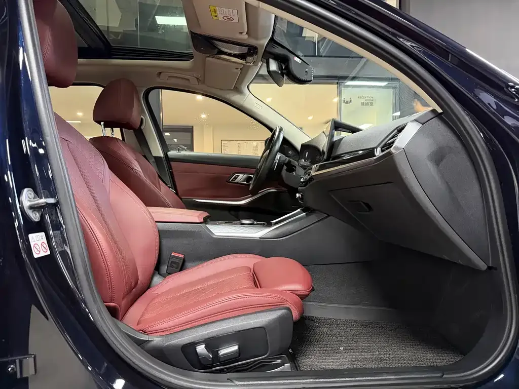 [object Object] 3 Series 2023 из CN, фото 9